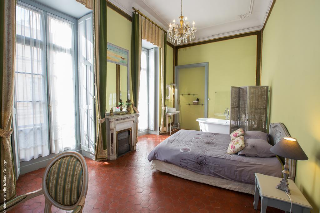 La Petite Saunerie Avignon Bagian luar foto
