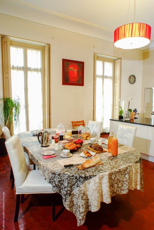 La Petite Saunerie Avignon Bagian luar foto